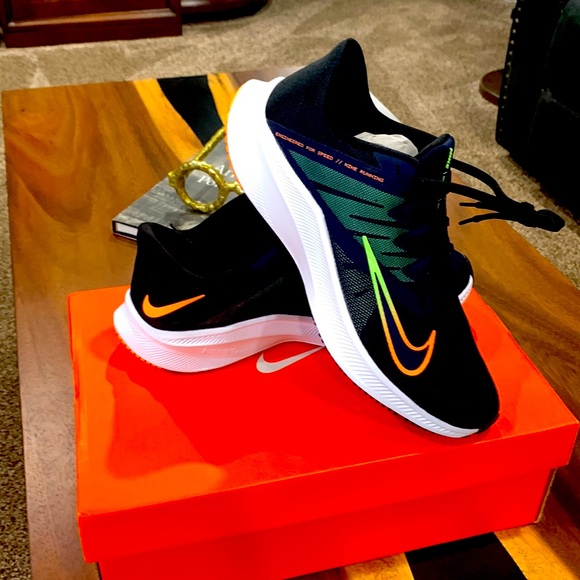 Nike Quest 3 - Picture 1 of 3